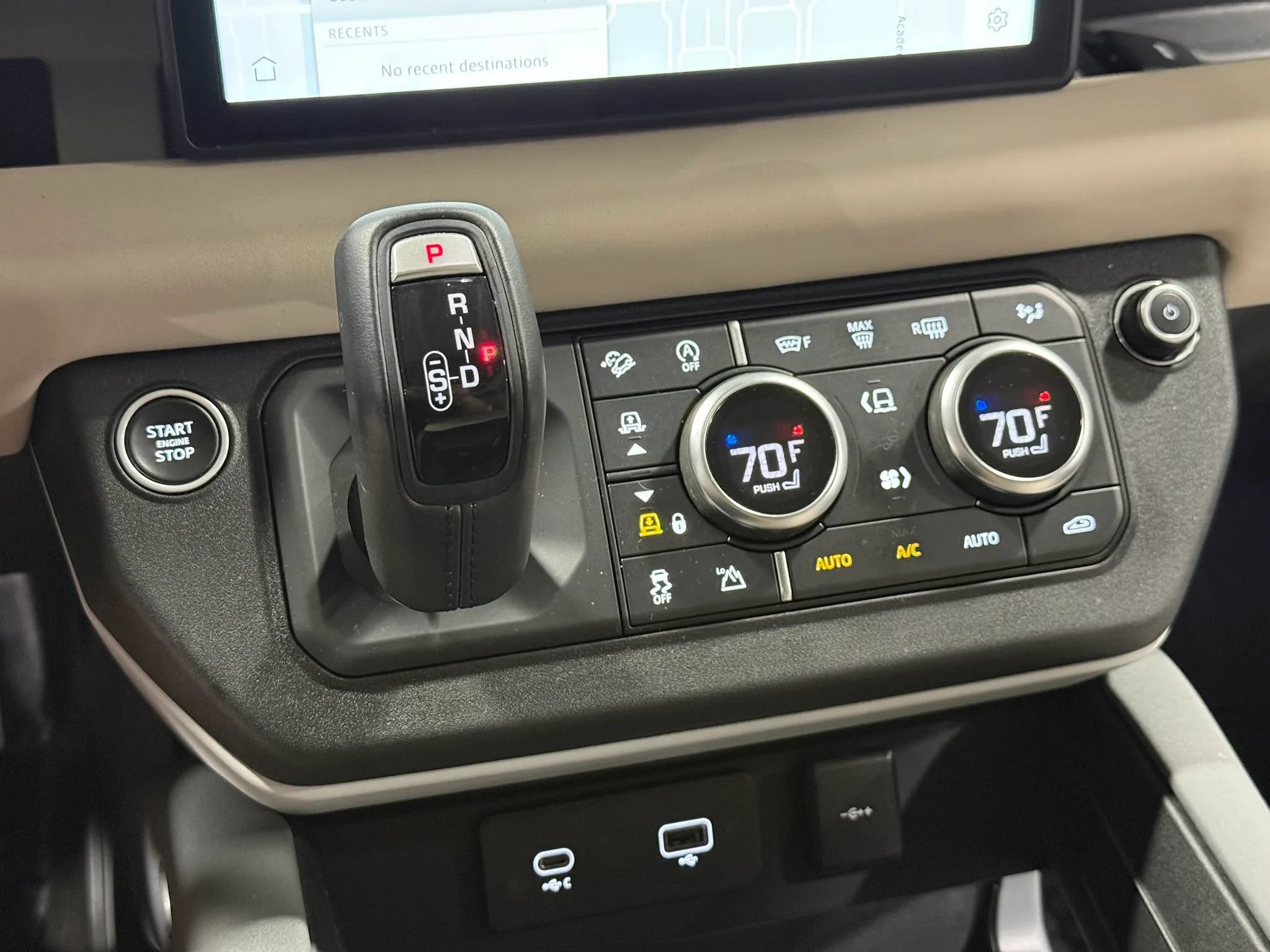 Used 2020 Land Rover Defender 110 S AWD/4WD image 35
