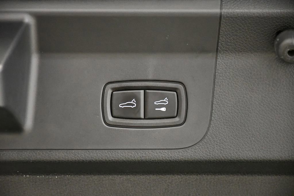 Used 2020 Porsche Panamera 4 image 57