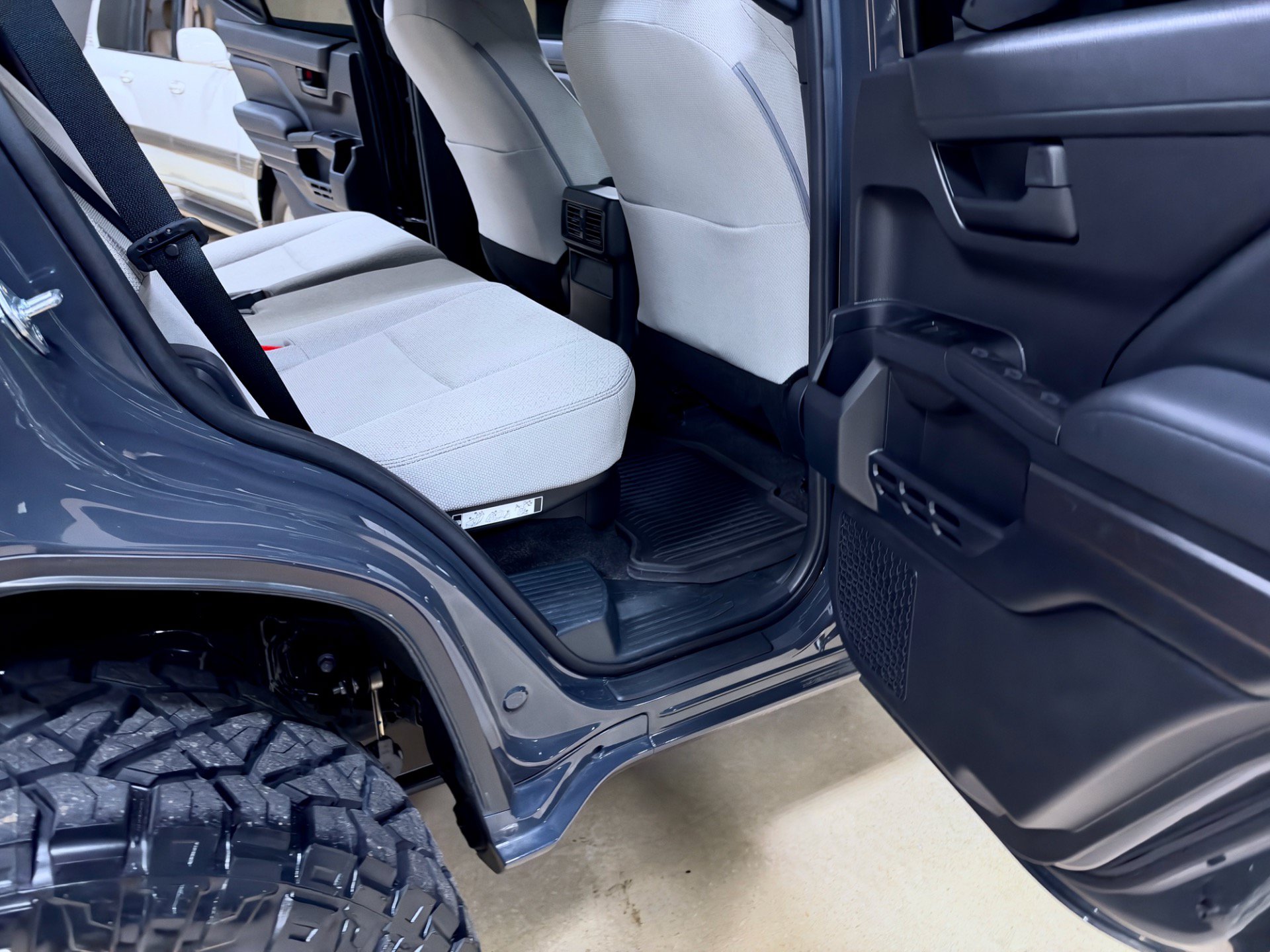 Used 2026 Toyota 4Runner SR5 AWD/4WD image 19