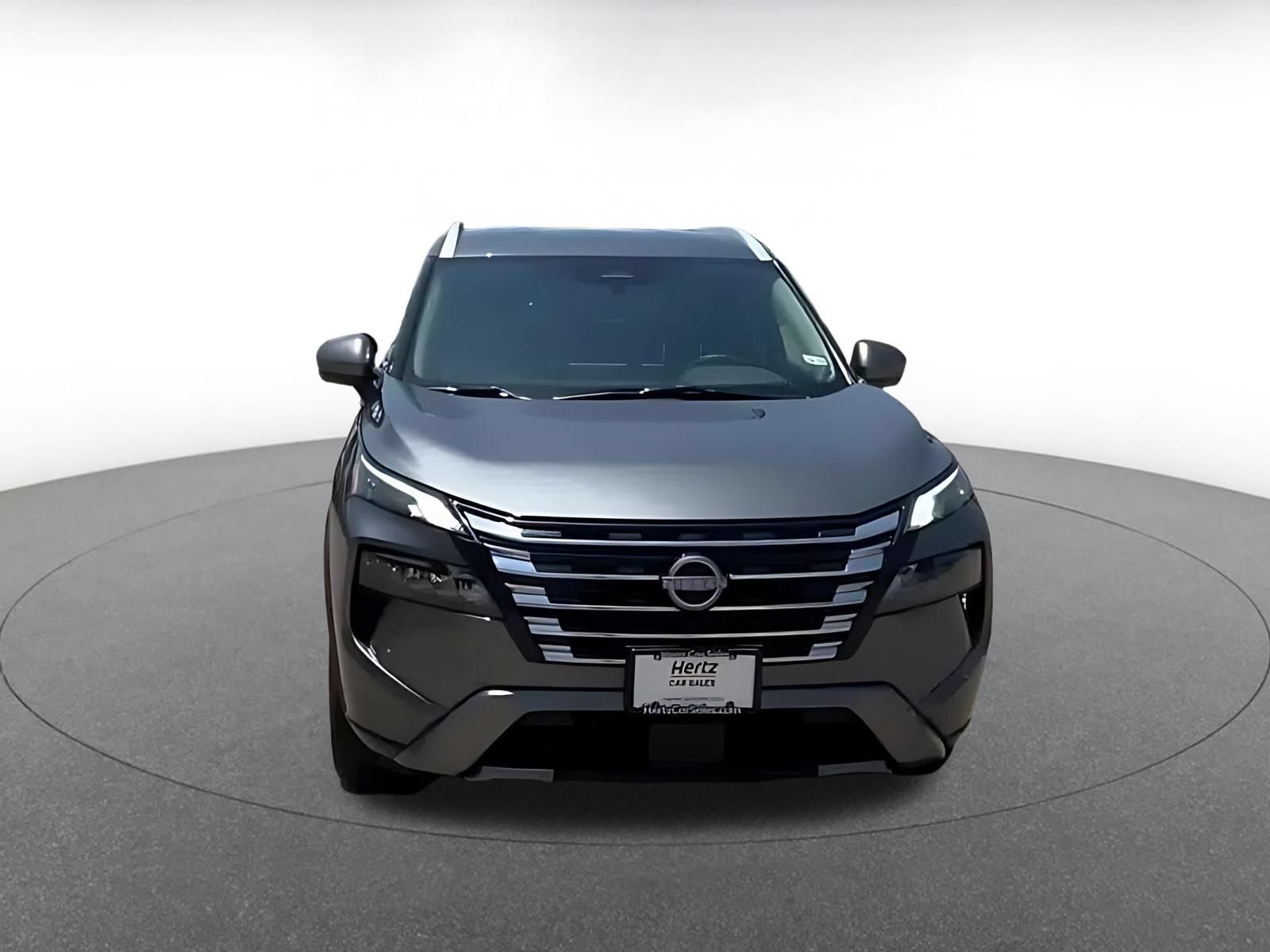 Used 2026 Nissan Rogue SL FWD image 4