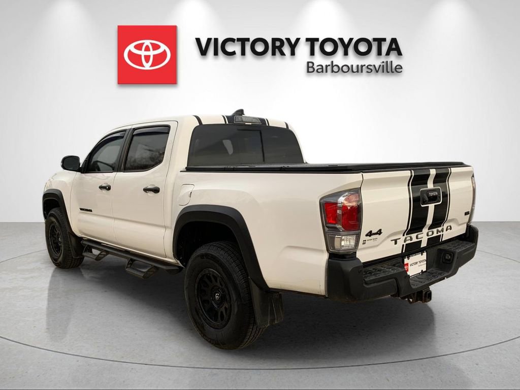 Used 2022 Toyota Tacoma TRD Off-Road w/ Technology Package image 3