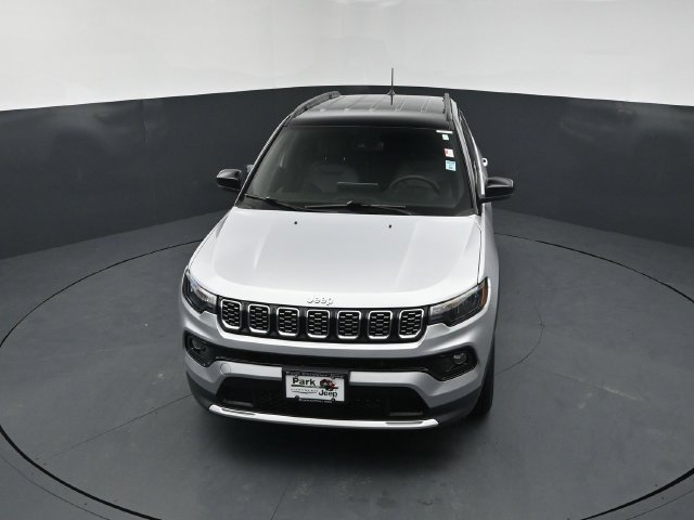 Used 2024 Jeep Compass Limited AWD/4WD image 13