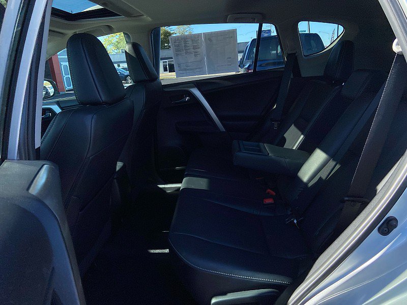 Used 2014 Toyota RAV4 Limited AWD/4WD image 9