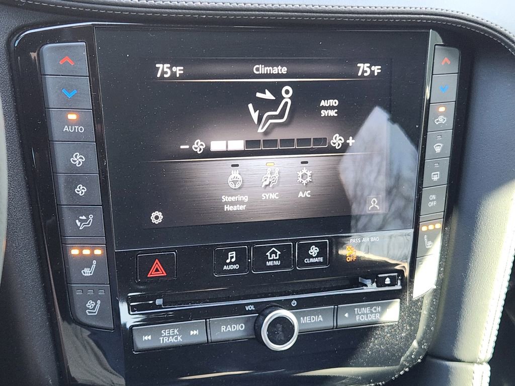 Used 2025 INFINITI QX55 Essential image 25