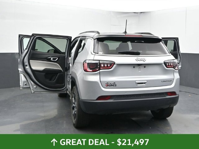 Used 2025 Jeep Compass Limited AWD/4WD image 56