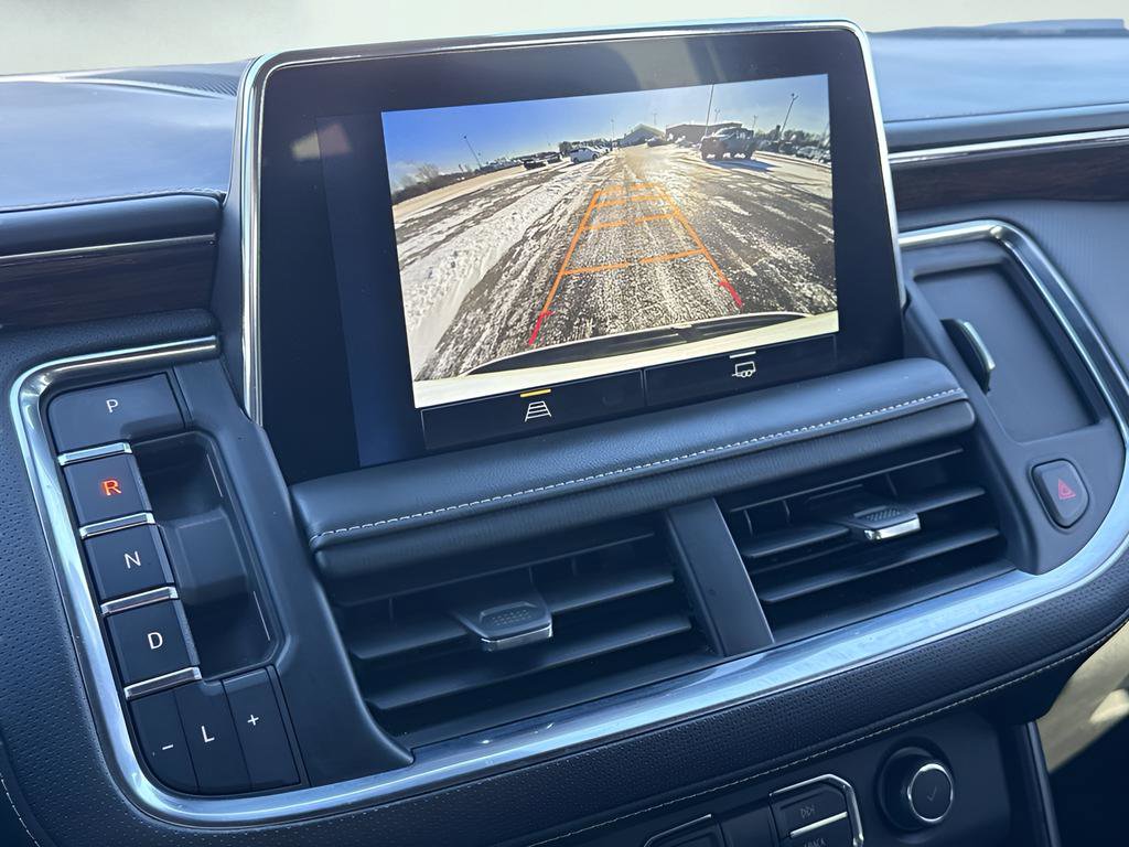Used 2023 Chevrolet Suburban Premier AWD/4WD image 23