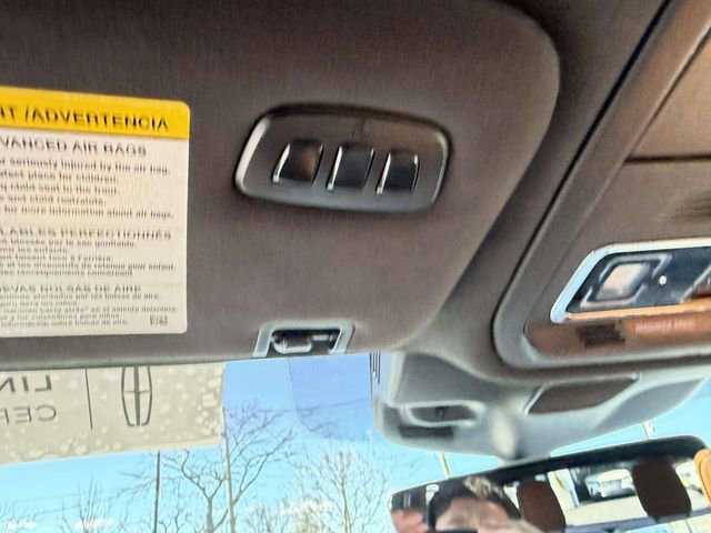 Used 2023 Lincoln Aviator Black Label w/ Jet Package image 33