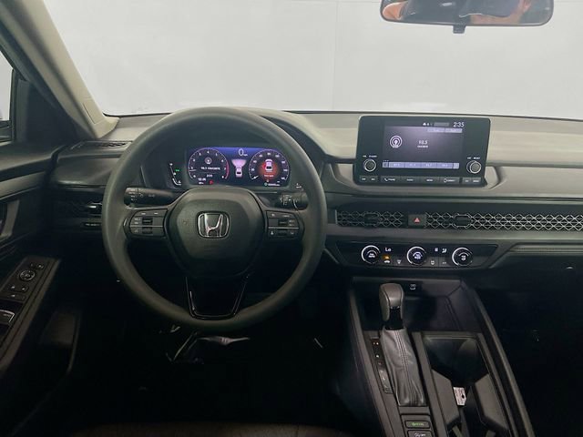 Certified 2025 Honda Accord LX image 19