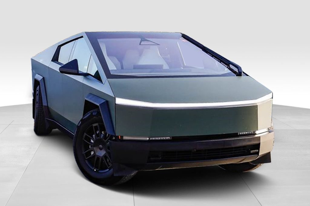 Used 2025 Tesla Cybertruck AWD Crew Cab image 2