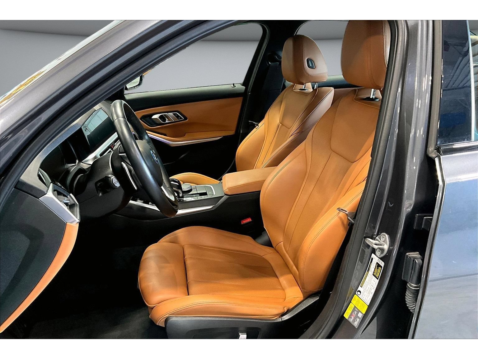 Used 2022 BMW 330e w/ Driving Assistance Package RWD image 33