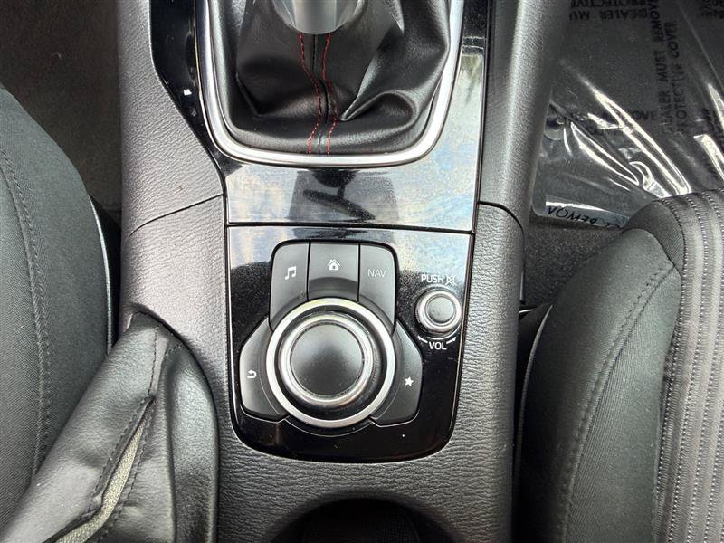 Used 2014 MAZDA MAZDA3 i Touring w/ Technology Package FWD image 38