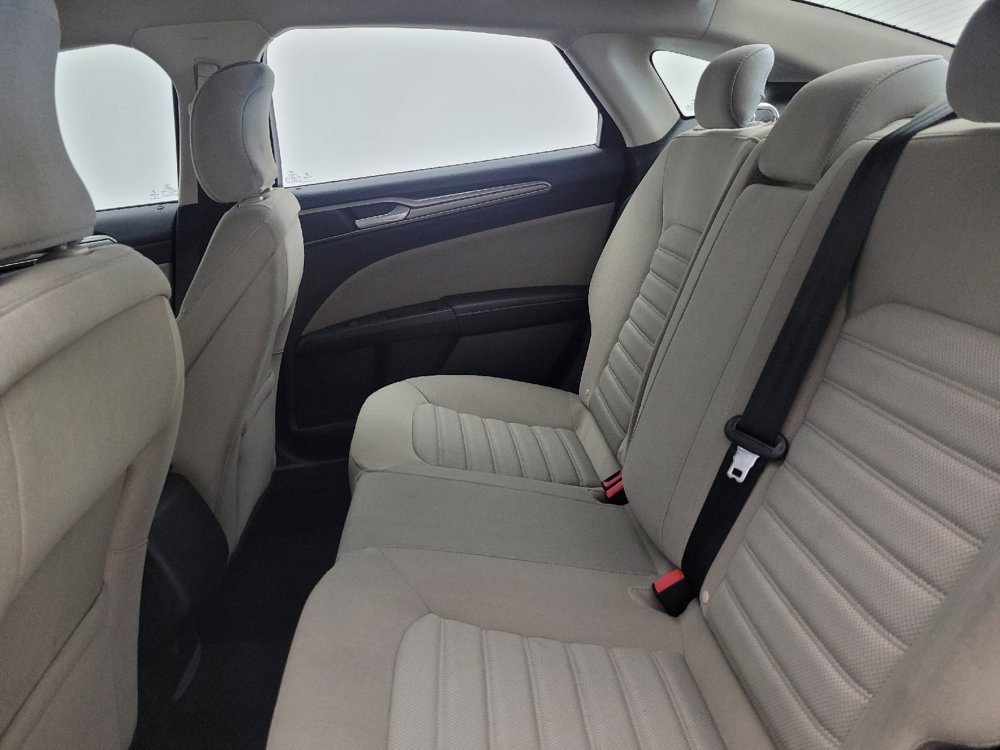 Used 2018 Ford Fusion S image 18