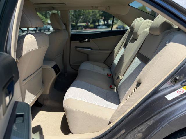 Used 2014 Toyota Camry XLE w/ Moonroof Package FWD image 15