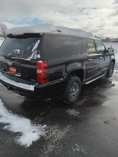 Used 2012 Chevrolet Suburban LT w/ Luxury Package image 3
