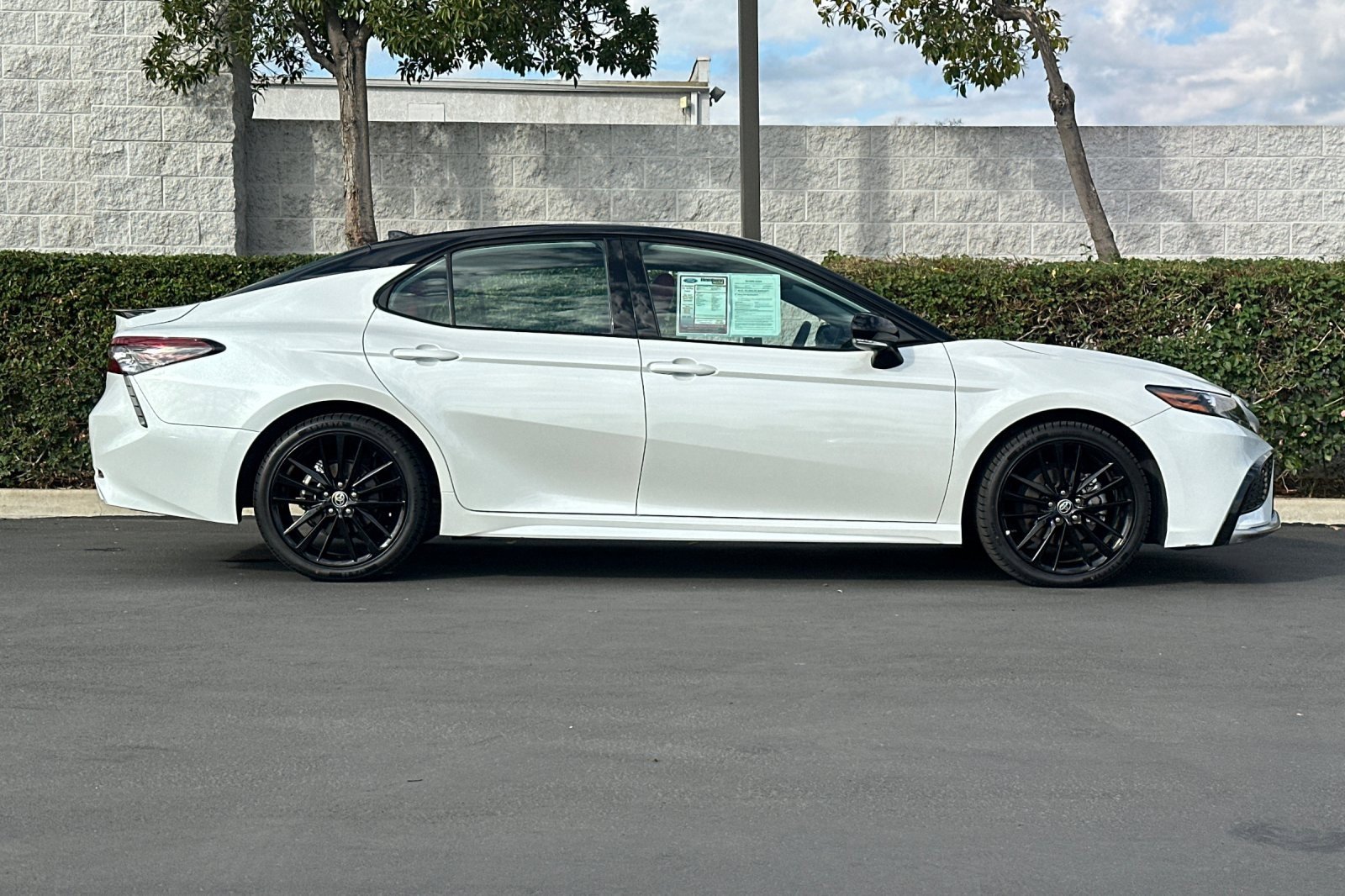 Used 2024 Toyota Camry XSE image 3