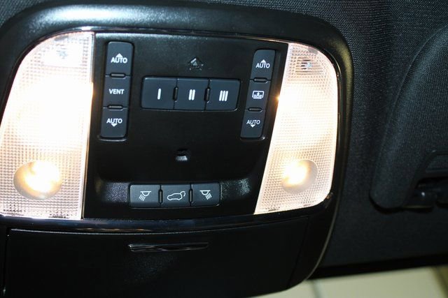 Used 2021 Jeep Grand Cherokee Overland image 36