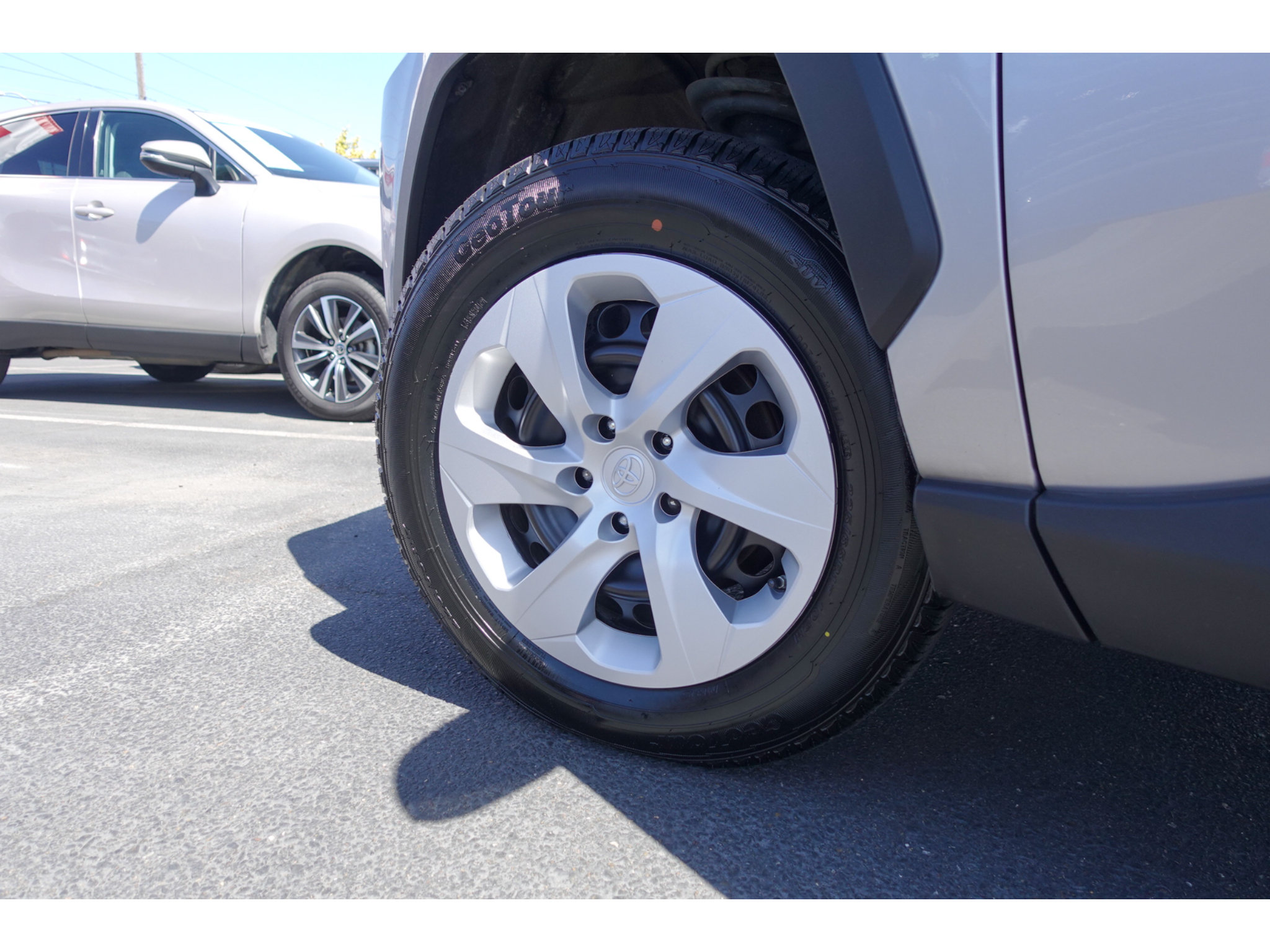 Certified 2025 Toyota RAV4 LE AWD/4WD image 24