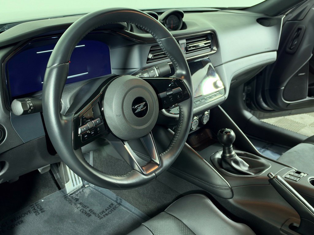 Used 2024 Nissan Z Performance w/ Floor Mat Package RWD image 13