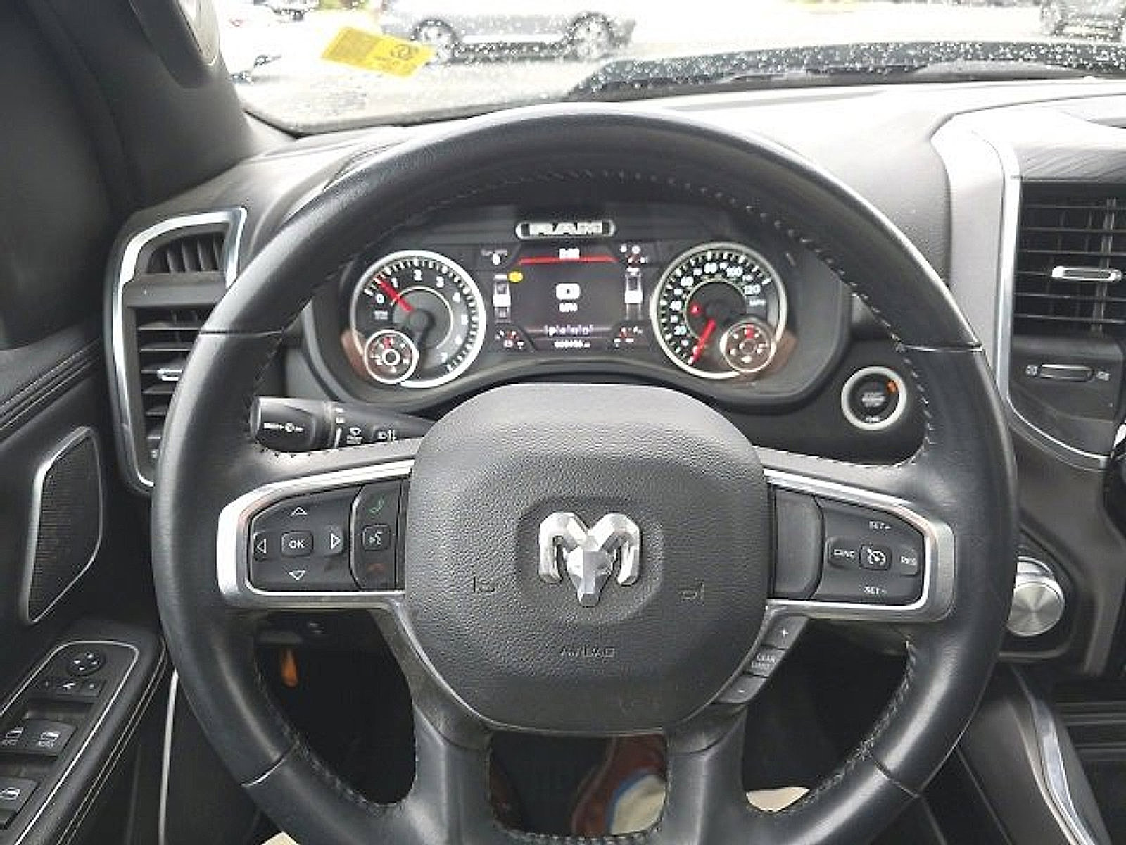 Used 2023 RAM 1500 Laramie image 10