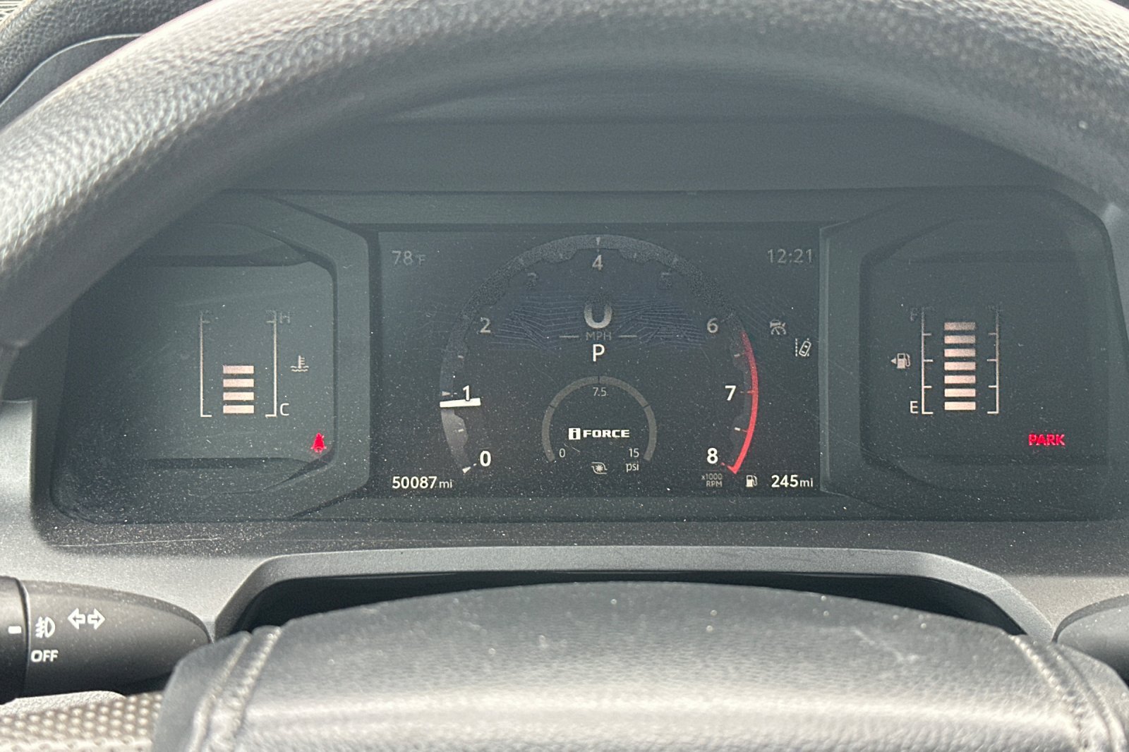 Used 2024 Toyota Tacoma SR5 AWD/4WD image 32