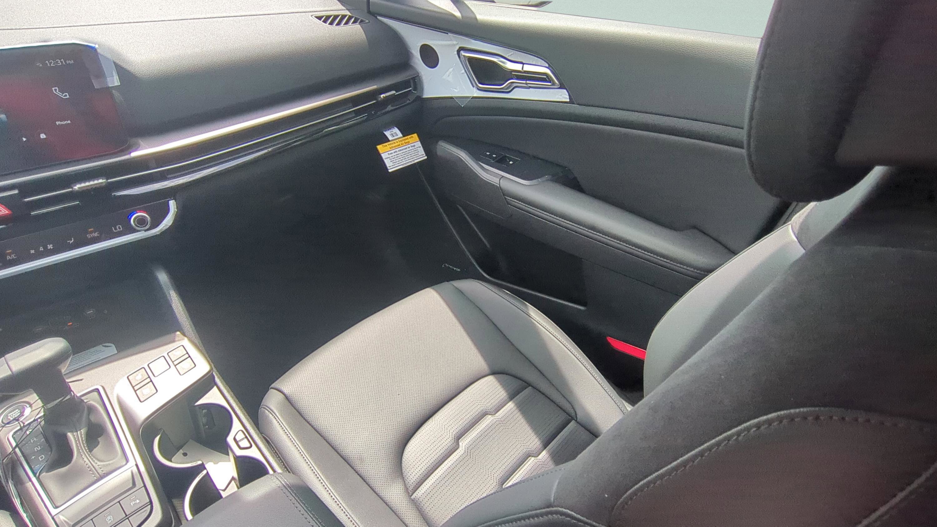 New 2026 Kia Sportage SX FWD image 12