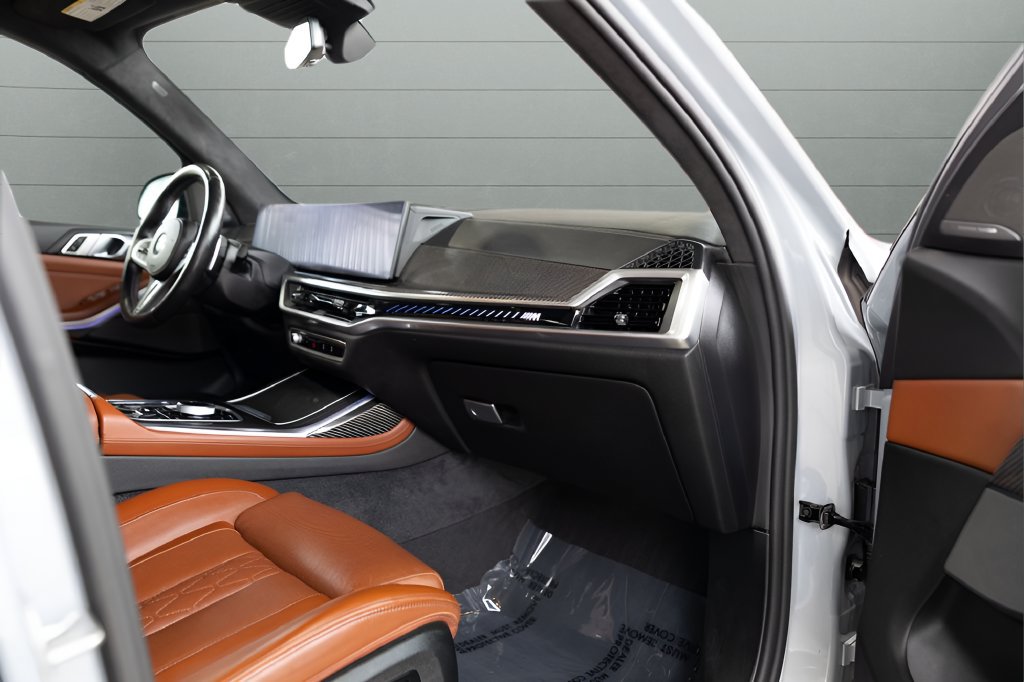 Used 2024 BMW X7 M60i w/ Executive Package AWD/4WD image 81