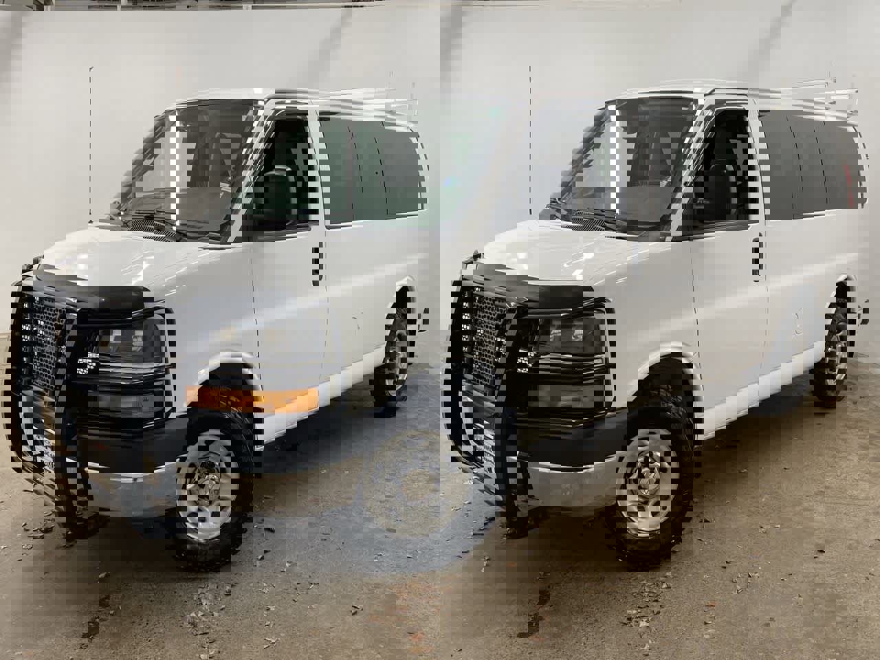 Used 2017 Chevrolet Express 2500 LT w/ LT Preferred Equipment Group