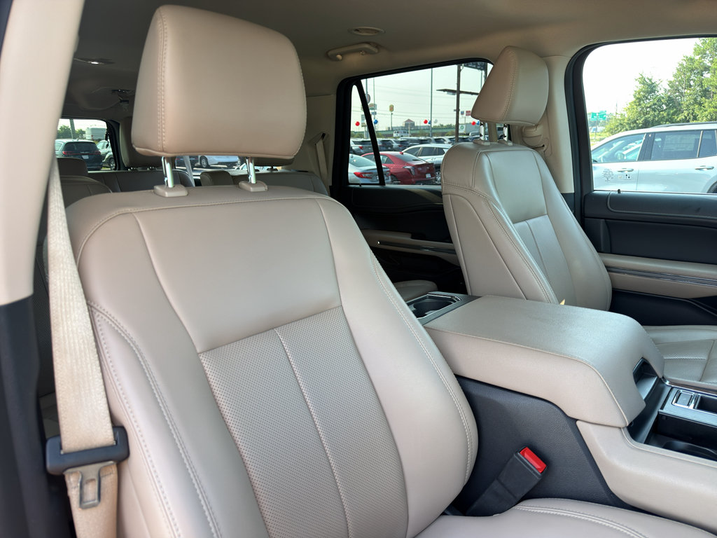 Used 2022 Ford Expedition Max XLT RWD image 27