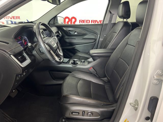 Used 2021 GMC Terrain SLT w/ Elevation Edition image 10