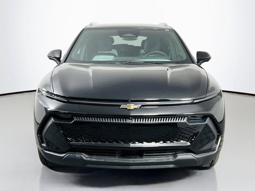 New 2026 Chevrolet Equinox EV LT FWD image 3