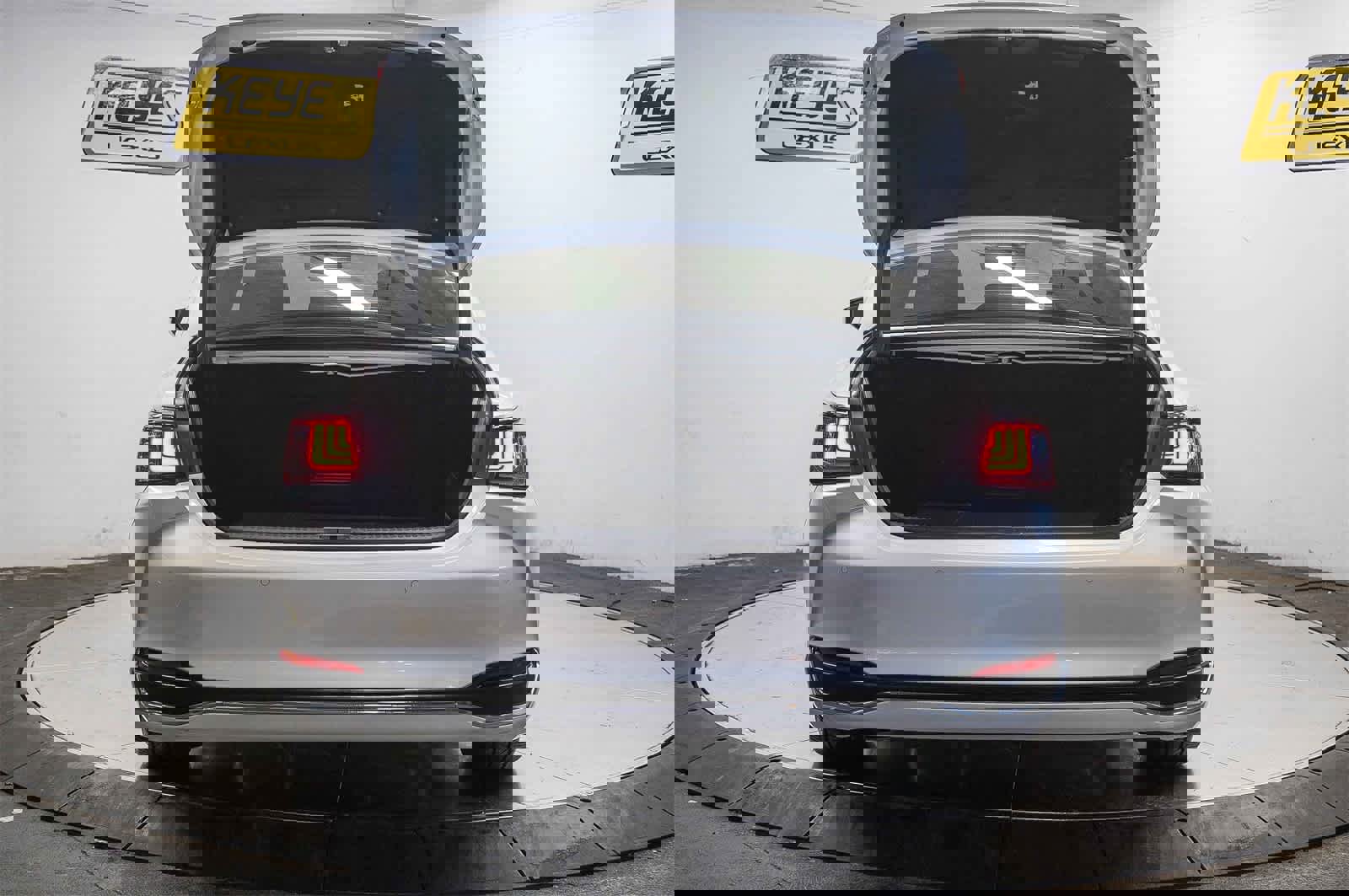 Used 2025 Lexus ES 300h w/ Premium Package image 27