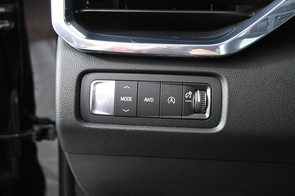 Used 2026 GMC Acadia Denali w/ Super Cruise Package AWD/4WD image 24