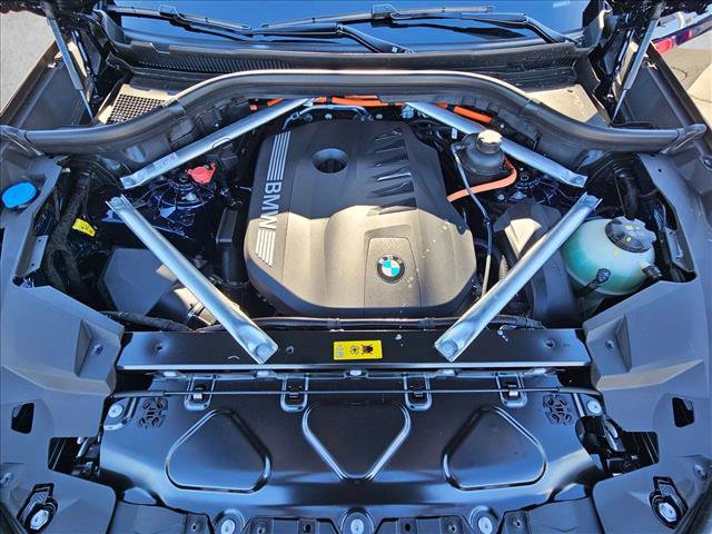 New 2026 BMW X5 xDrive50e w/ Executive Package image 18