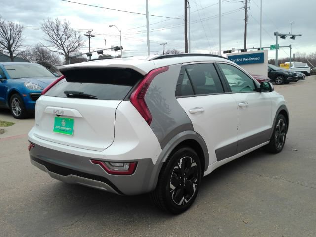 Used 2023 Kia Niro Wave w/ Wave Preserve Package image 8