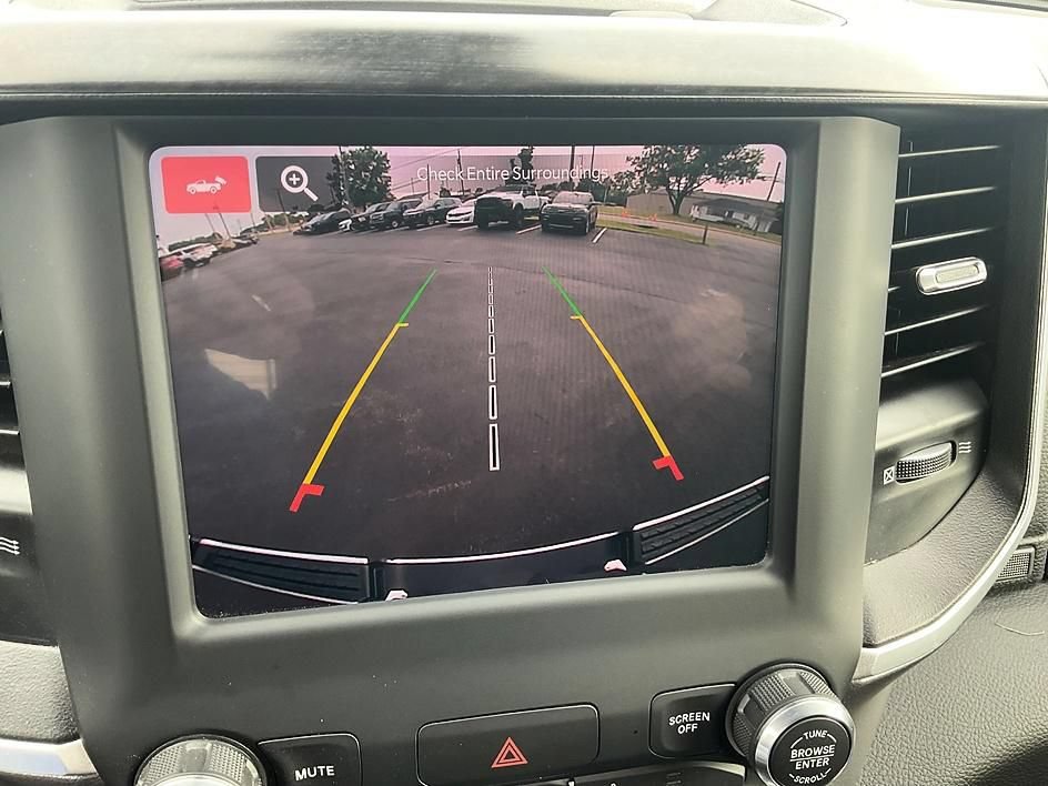 Used 2023 RAM 1500 Big Horn AWD/4WD image 20