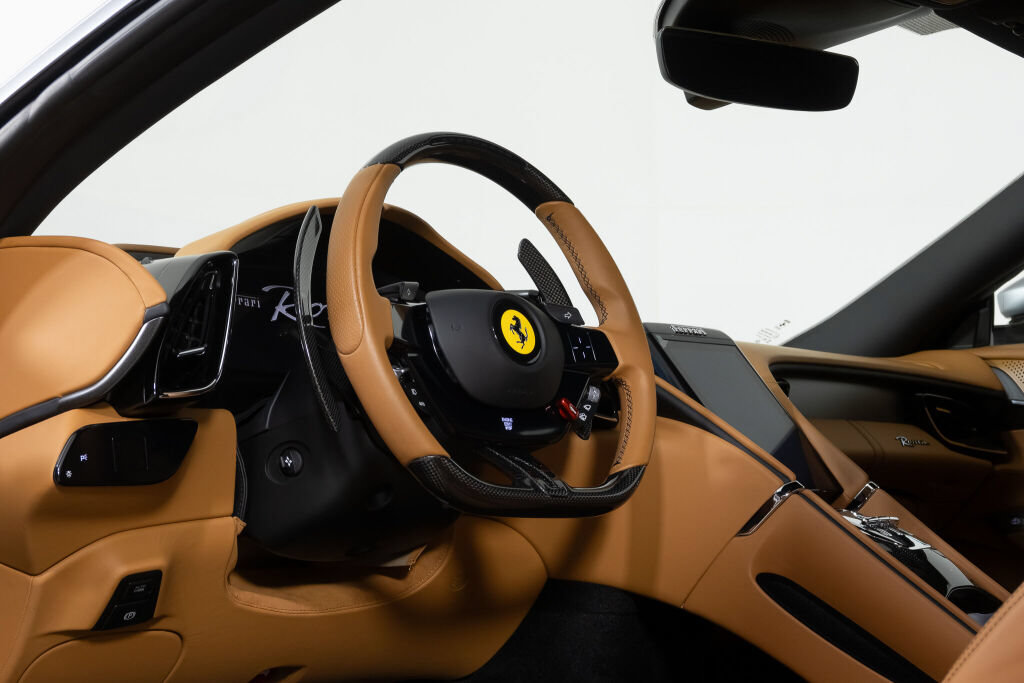 Used 2024 Ferrari Roma RWD image 5