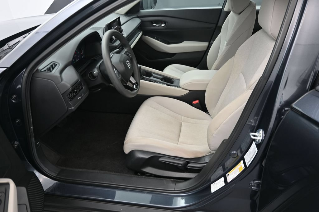 Used 2023 Honda Accord LX image 16