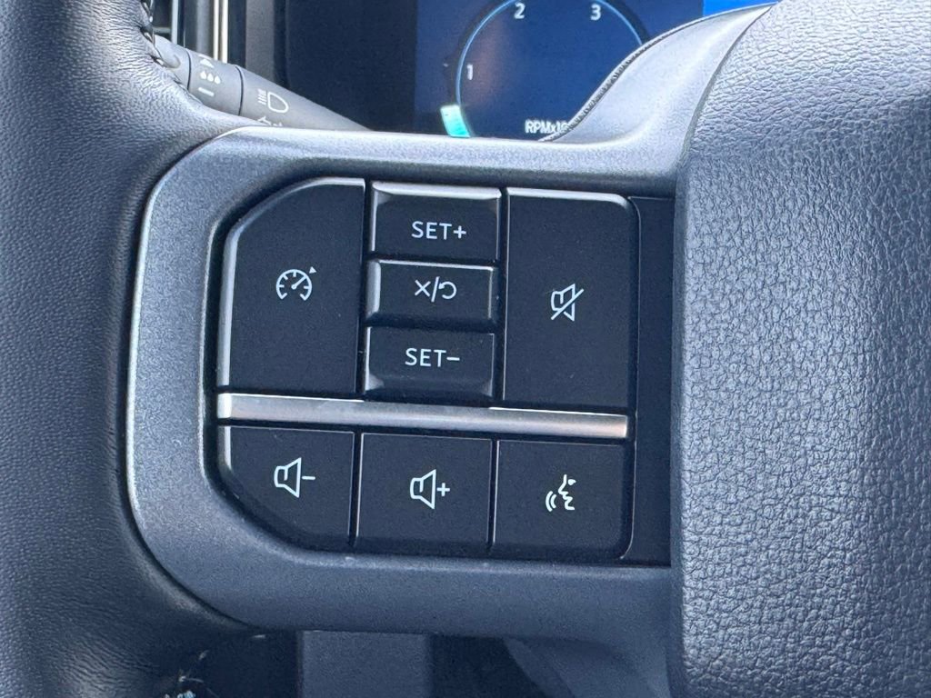 Used 2024 Ford F250 Lariat image 9