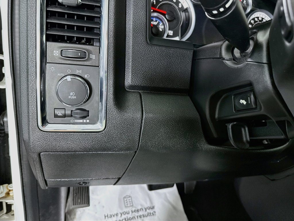 Used 2014 RAM 3500 Laramie AWD/4WD image 18