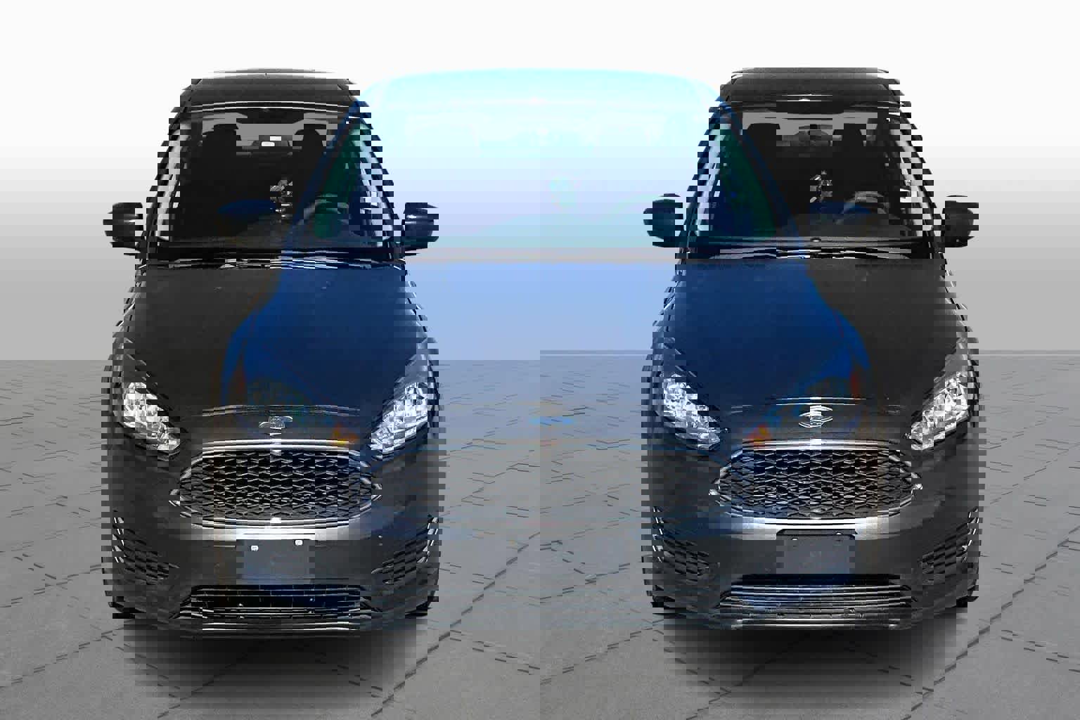 Used 2018 Ford Focus SE image 4