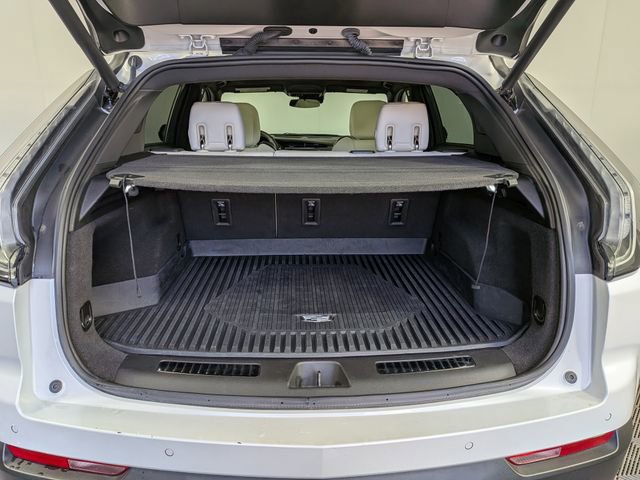 Used 2023 Cadillac XT4 Sport AWD/4WD image 12