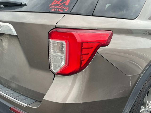 Used 2021 Ford Explorer Limited w/ Equipment Group 301A RWD image 11