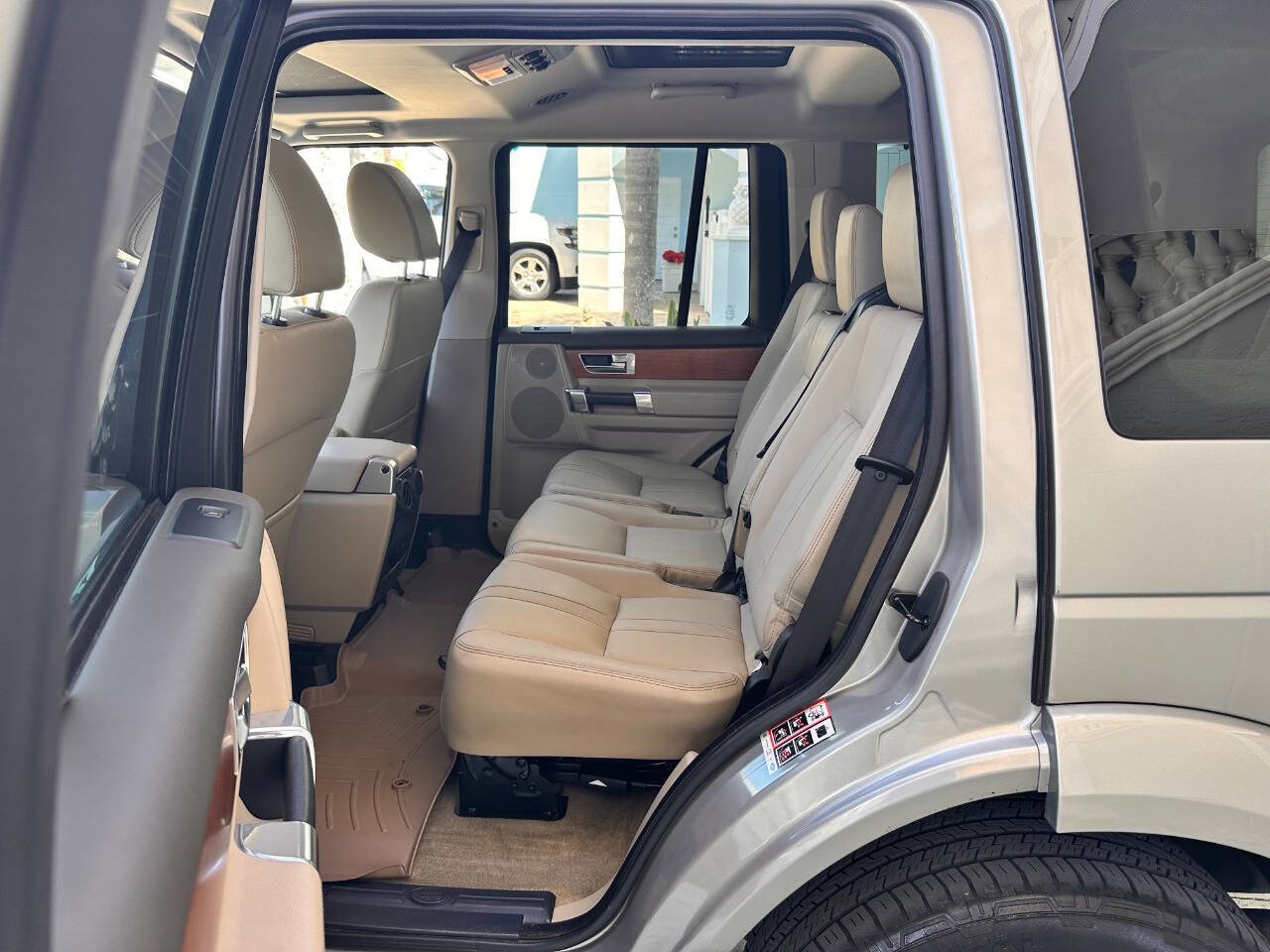 Used 2013 Land Rover LR4 HSE AWD/4WD image 65