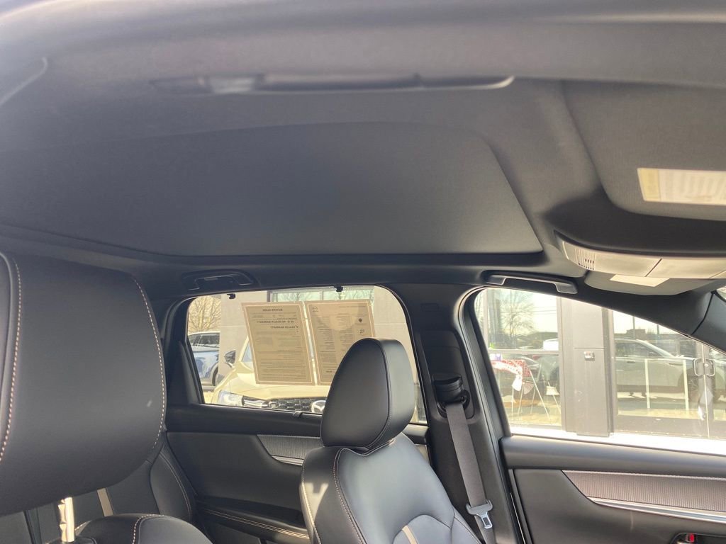 Certified 2025 MAZDA CX-70 Plug-In Hybrid w/ Premium Plus image 10