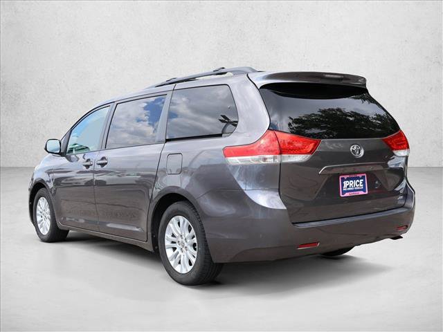 Used 2012 Toyota Sienna XLE FWD image 7