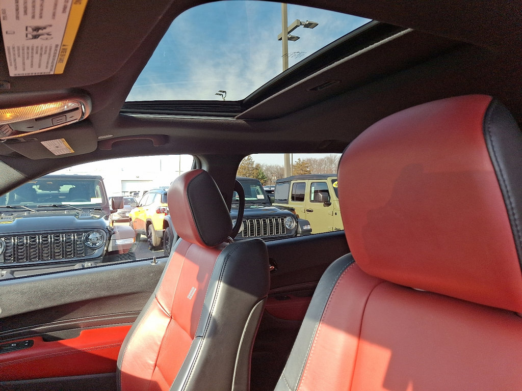 Used 2022 Dodge Durango R/T w/ Blacktop Package image 26