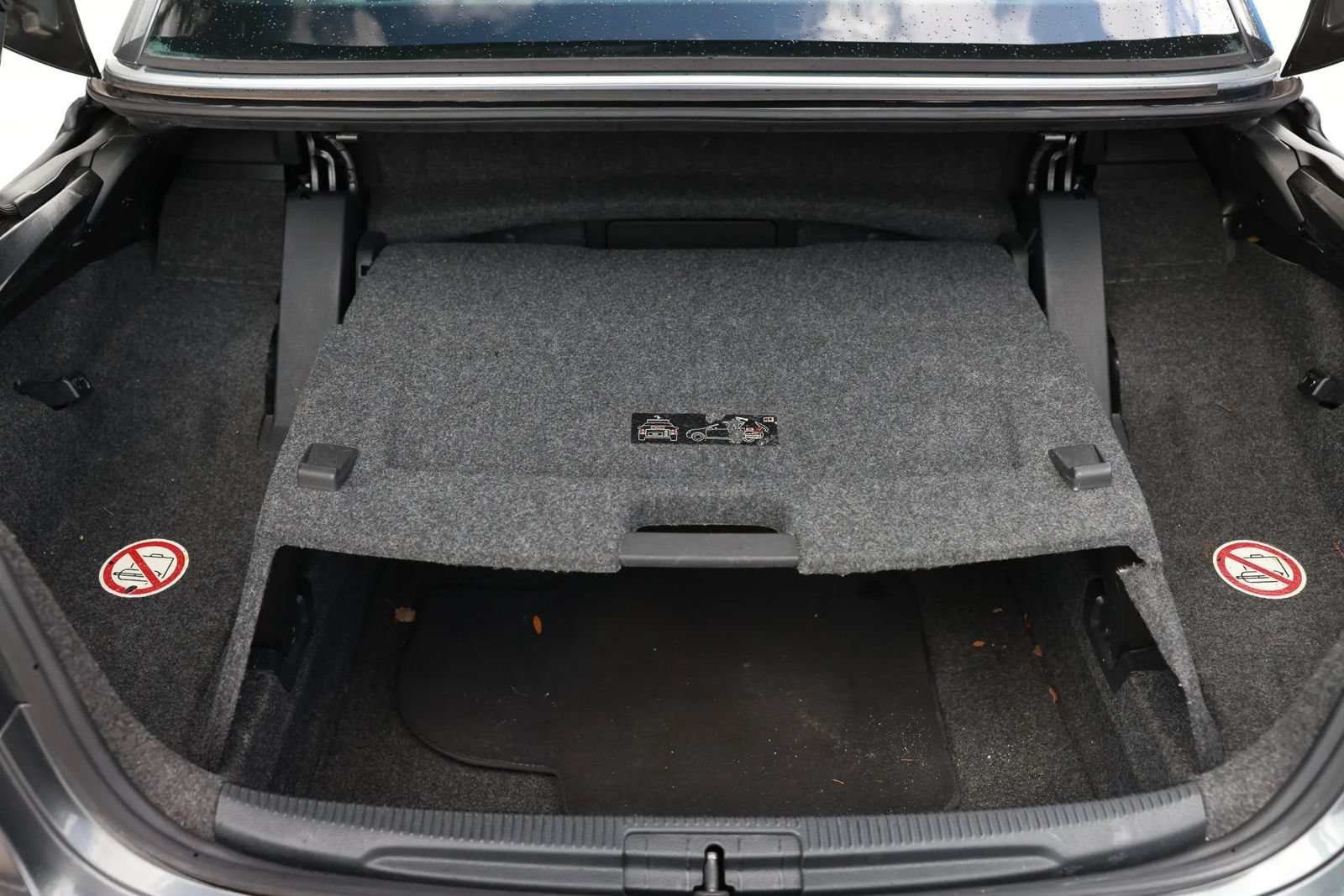 Used 2012 Volkswagen Eos Komfort FWD image 20