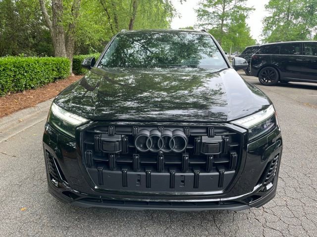 Used 2025 Audi Q7 3.0T Prestige AWD/4WD image 3