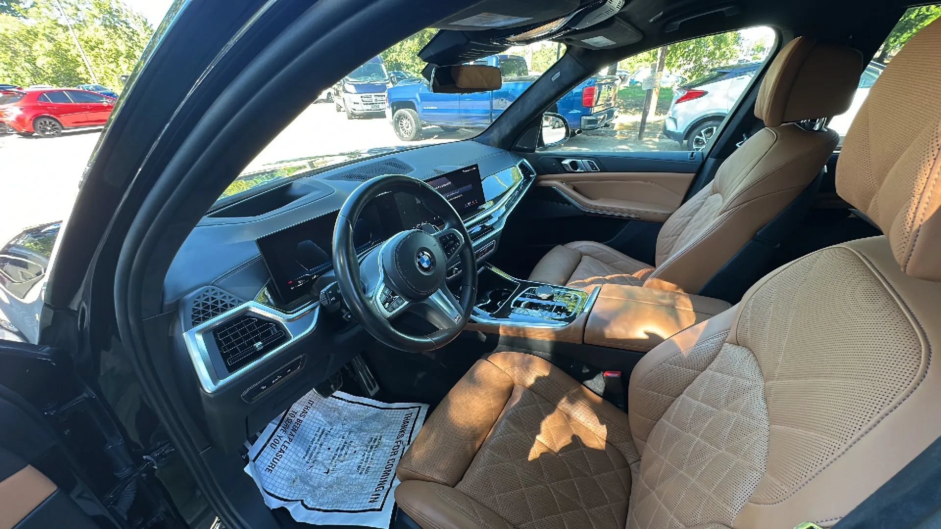Used 2024 BMW X7 xDrive40i w/ M Sport Package AWD/4WD image 19