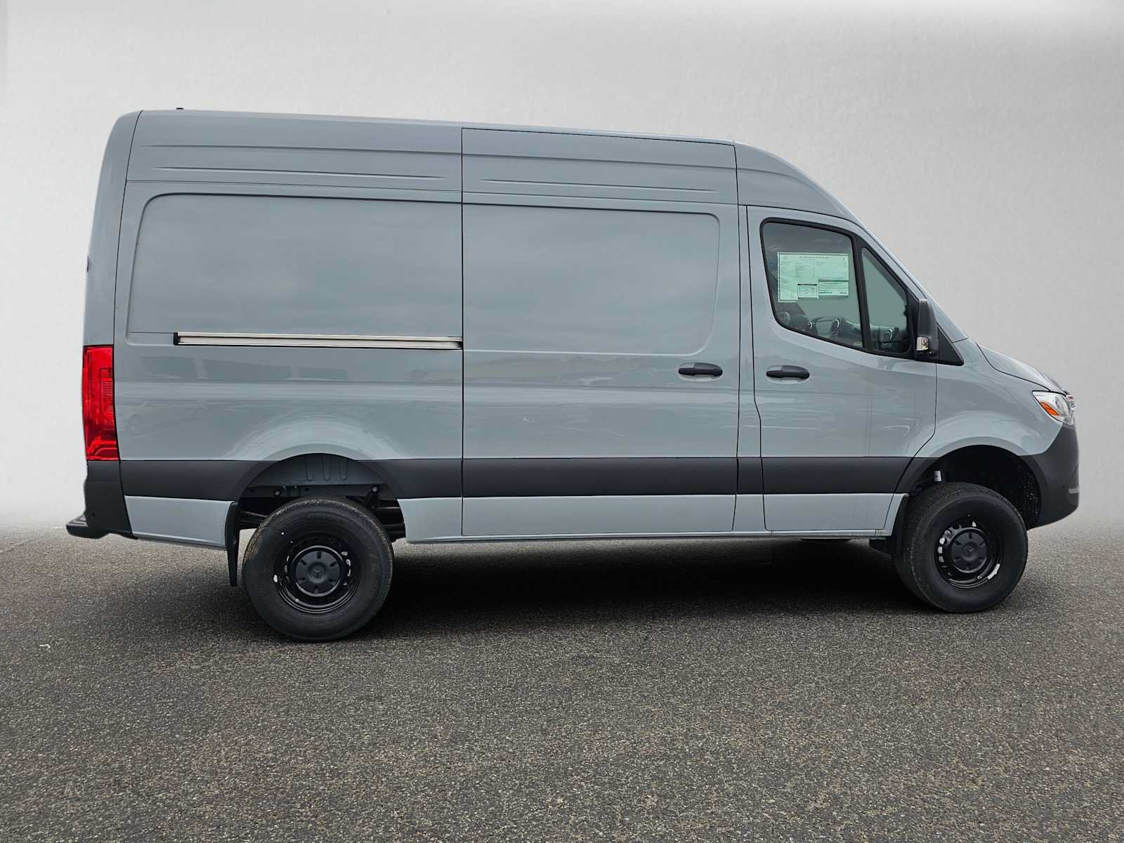 New 2025 Mercedes-Benz Sprinter 2500 image 2